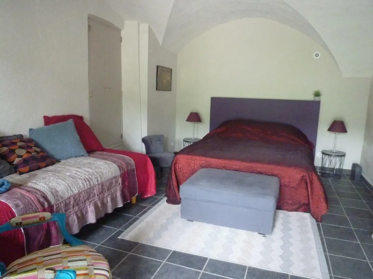 Le Mazet Saint-Michel Bed & Breakfast Rochessauve 0*,  France