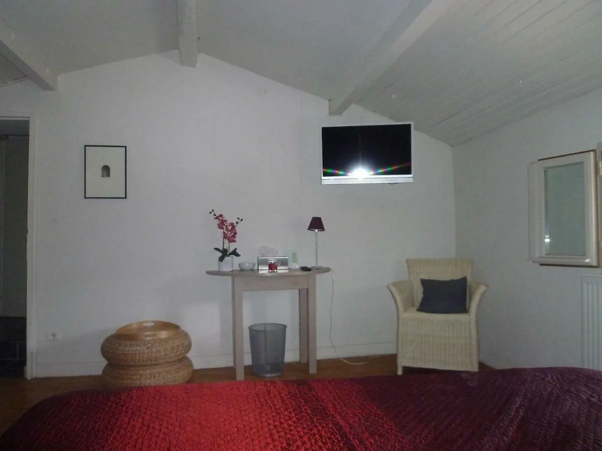 Le Mazet Saint-Michel Bed & Breakfast Rochessauve