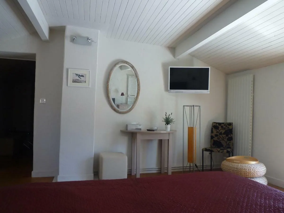 Le Mazet Saint-Michel Bed & Breakfast Rochessauve France